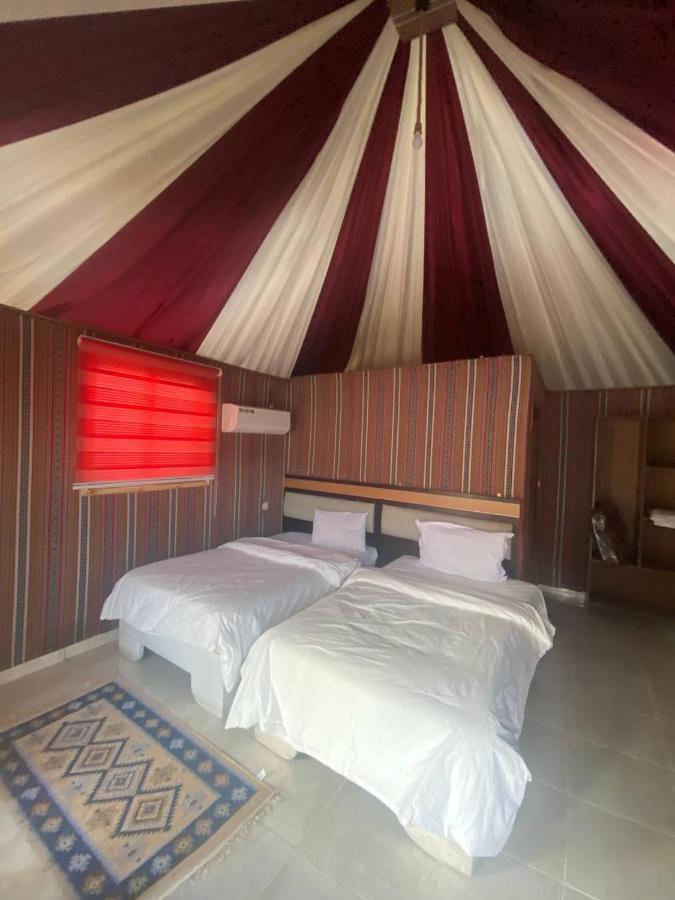 Omar Ali Luxury Camp Hotell Wadi Rum Eksteriør bilde