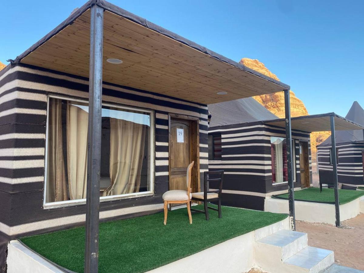 Omar Ali Luxury Camp Hotell Wadi Rum Eksteriør bilde