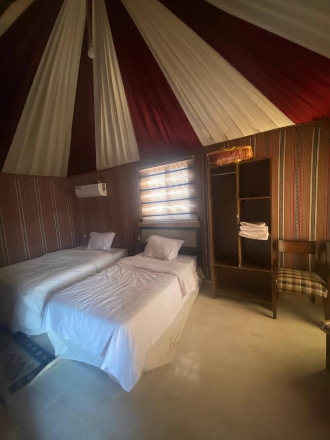 Omar Ali Luxury Camp Hotell Wadi Rum Eksteriør bilde