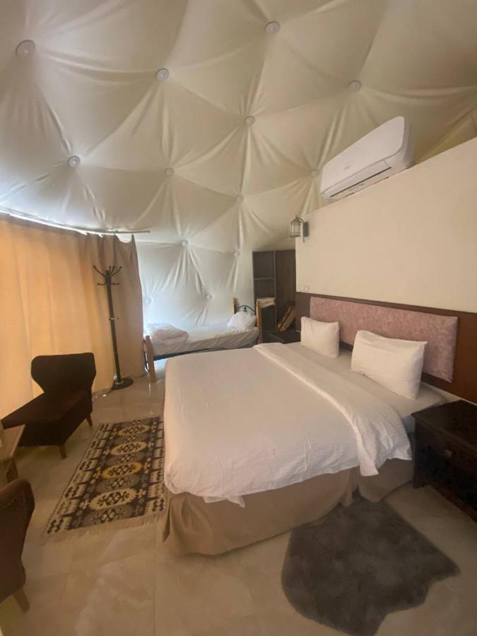 Omar Ali Luxury Camp Hotell Wadi Rum Eksteriør bilde