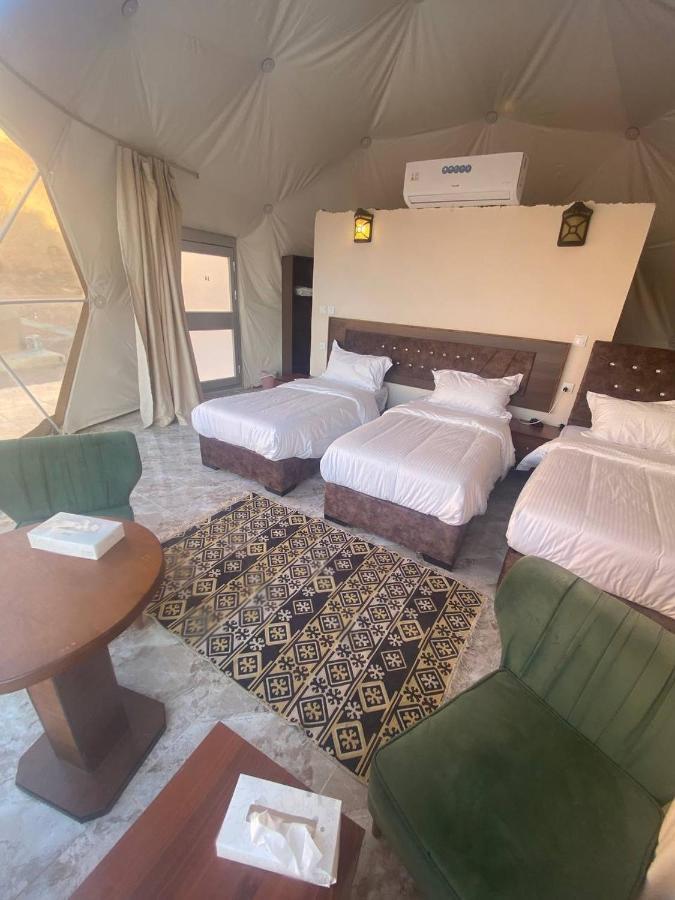 Omar Ali Luxury Camp Hotell Wadi Rum Eksteriør bilde
