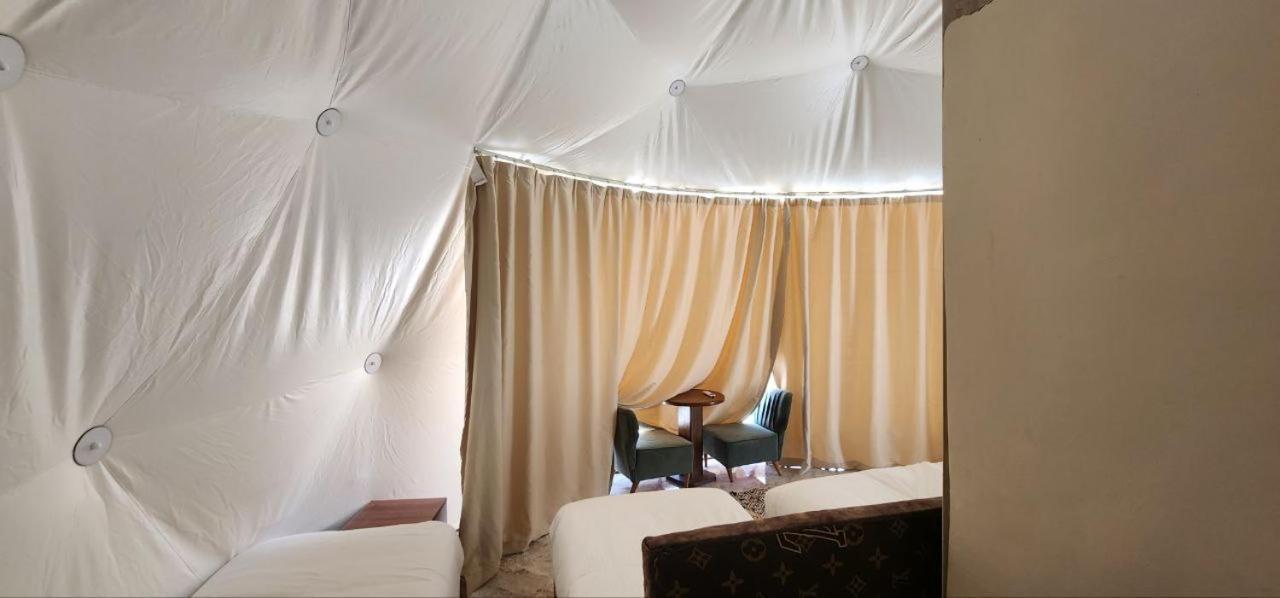 Omar Ali Luxury Camp Hotell Wadi Rum Eksteriør bilde