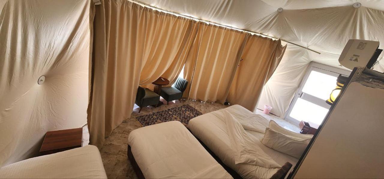 Omar Ali Luxury Camp Hotell Wadi Rum Eksteriør bilde