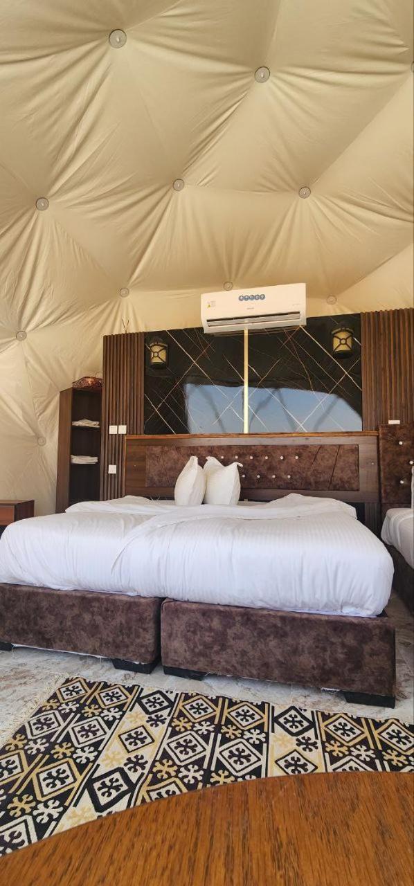 Omar Ali Luxury Camp Hotell Wadi Rum Eksteriør bilde