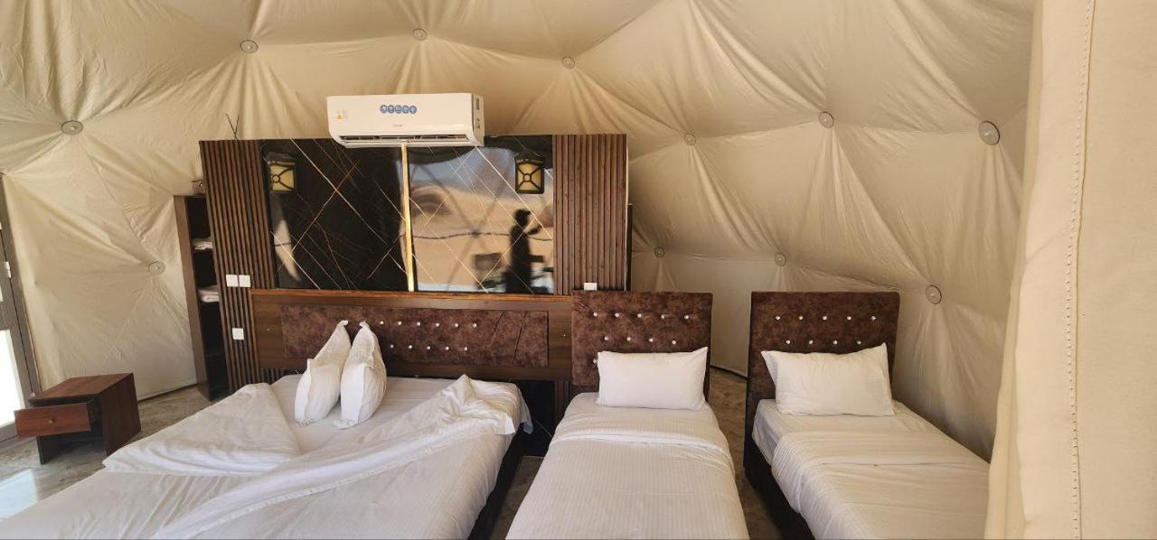 Omar Ali Luxury Camp Hotell Wadi Rum Eksteriør bilde